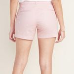 Old Navy Pink  daisy print shorts Photo 2
