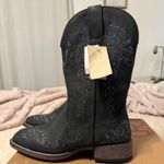 Black cowboy boots Size 7.5 Photo 2