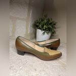 Florsheim Ramblers olive green/tan/brown Block Heels Leather Pumps Size 6 Green Photo 2