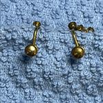 Vintage Art Deco Gold Plate and Emerald Green Screw Back Earrings Photo 3