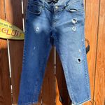 New York And Company  Size 6 distressed crop jeans Photo 0