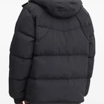 Levi's FARFETCH Levi’s Rockridge Short Puffer Jacket – Black Size M NWT Cropped Puffer Photo 6