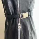 REVOLVE: MIAUO Photo 9