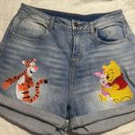 Disney Winnie The Pooh  Shorts Photo 0