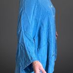 Blue silk blouse with koi fish Photo 4