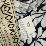 LuLaRoe  2 NWT Women’s Sz Large Short Sleeve Tops Alli Kelly Printed New Photo 3