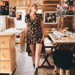 Umgee  Floral Print Short Sleeve Button Up V-Neck Midi Dress with‎ Crochet Trim Photo 4