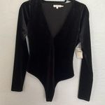 Good American velvet bodysuit Photo 0