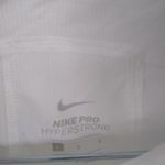 Nike Women’s Golf Polo Photo 4