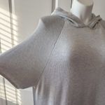 Lululemon Opened Up Poncho Heathered Core Ultra Light Grey Heathered Asphalt M/L Photo 1
