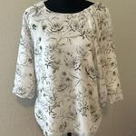 Premise Silky floral blouse w/ quarter sleeve Photo 0