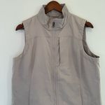 Orvis Tan zip-up vest size M Photo 1