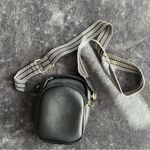 Bostanten Small Crossbody Cell Phone Purse in Black Photo 1