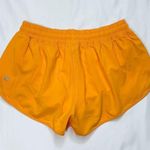 Lululemon NWT Rare  Hotty Hot Low-Rise Lined Short 2.5" - Mango Dream - 6 Photo 8