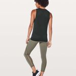 Lululemon Breeze by Muscle Tank II Black Size 4/6 Top Perforated Seamless VEUC Photo 3
