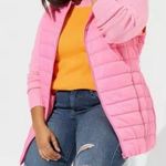 Torrid NWT Packable Puffer Vest with Hood in Bright Pink Size 2 or XXL Photo 0