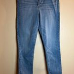 Levi's 6 / 28 Medium Wash 311 Shaping Skinny Women's Jeans Photo 0