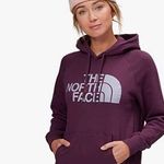 The North Face sweatshirt Photo 0