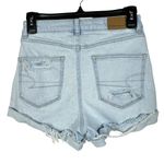 American Eagle  SZ 2 Mom Jean Shorts Distressed Cuffed Zip-Fly Light Wash Stretch Photo 4