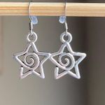 Handmade funky grunge y2k simple swirl star earrings 🌟🌀 Photo 2