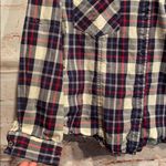 Skies Are Blue Charlene plaid button up  Petites Photo 4