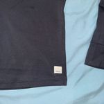 Vuori  Women's Studio Half Zip in black size M Photo 1