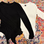 Black and White Long Sleeve bodysuits Photo 0