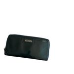 Perlina Deep Green Patent Leather Zip Around Clutch Wallet Photo 8
