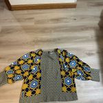 Chico's  Gold Blue  Medium Geometric Print‎ Pintuck Top Raglan Sleeves Split Photo 6