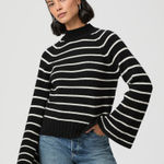 Paige  laurel sweater  Photo 0