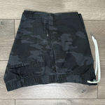 Vuori Ripstop Camo 3.5" Shorts Gray Black Size XL Photo 5