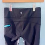 Lululemon run: top speed crop leggings black white size 4 Photo 8