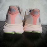 Hoka  Clifton 9 Athletic Shoes Women's Size 10.5B Photo 2