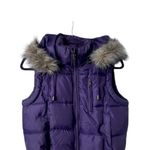 NWOT Women's Small Purple Puffer Vest Faux Fur Hooded Ski Resort Chalet Hiking Photo 13