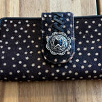 Myra Bag Hair Photo 0