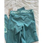 Nike  Pro Mid-Rise 7/8 Graphic Leggings Bicoastal Vapour Green White Size Small Photo 7