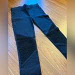 Tinseltown Denim Couture Black Moto Leggings Ribbed Knee Detail Women’s Size S Photo 3