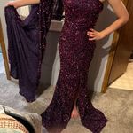 Sparkling Merlot. Small/Medium Photo 0