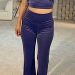 Athleta velvety cut out crop. S Photo 11