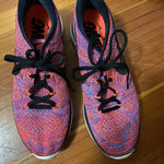 Nike  fly knit shoes size 8.5 Photo 1