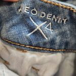 American Eagle AE Distressed High Rise Shorts Blue Denim Cuffed Raw Hem Size 4 Photo 4