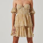 ASTR The Label Yellow Multi Floral Off The Shoulder Two Tier Mini Dress XS Photo 2