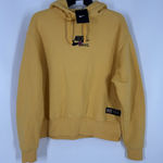 Nike  Big On The Big Apple Sportswear Hoodie Sweatshirt Yellow DQ3548-761 Small‎ Photo 0