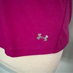 Under Armour Run Magenta Short Sleeve Fitted Tshirt Size M Photo 4