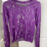 Lululemon long Sleeve Photo 0