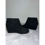Attention Women's  Black Faux Suede Wedge Ankle Boots Size 8 Photo 5