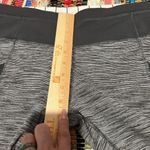 Lululemon Crop pants leggings size 8 black gray Run For Fun athletic wear Photo 15