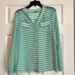 Karlie  Flowy Blouse Size Medium Photo 0