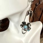 Safety pin flower Earrings Photo 4