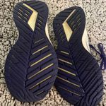 Brooks  Levitate Purple/light gray running shoes women’s 7 Photo 3